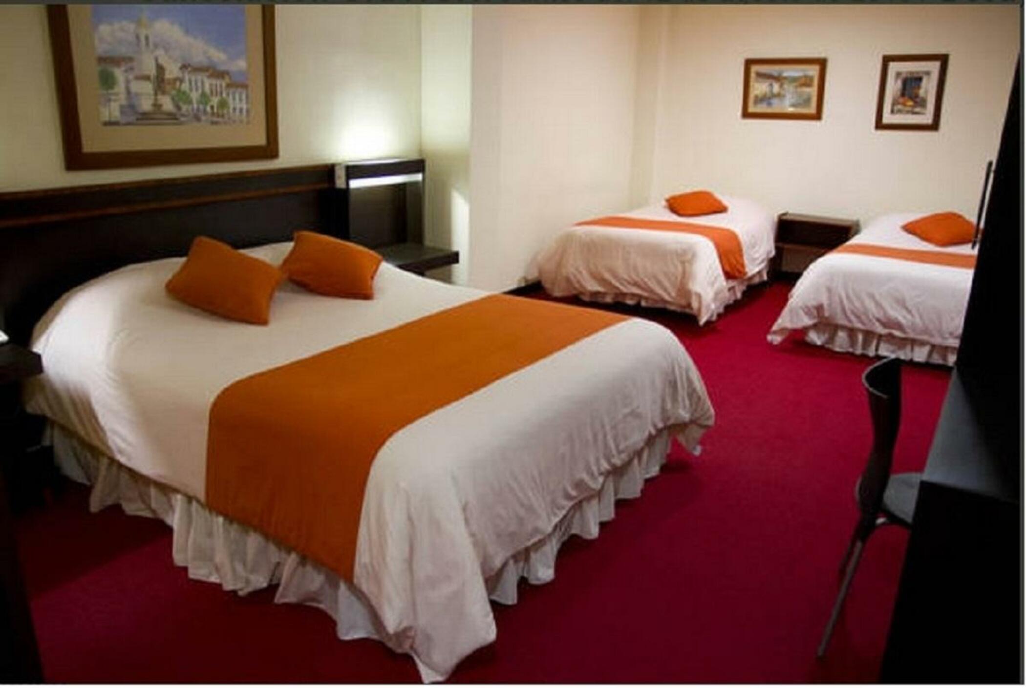 Hotel Finlandia Quito Buitenkant foto